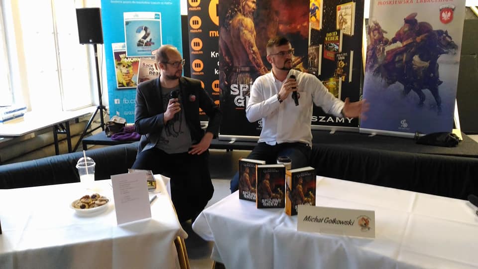 Tu brylują obaj, Mistrz i reporter